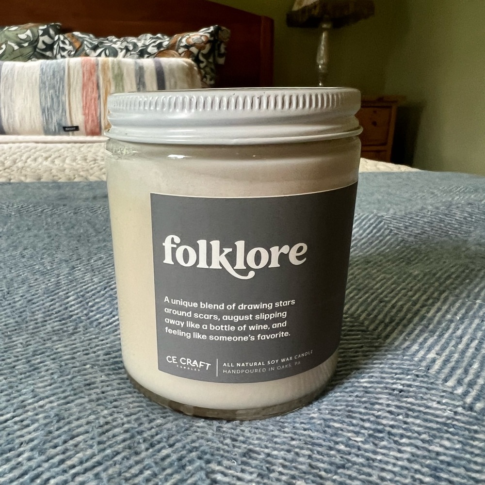 Taylor Swift Folklore scented candle